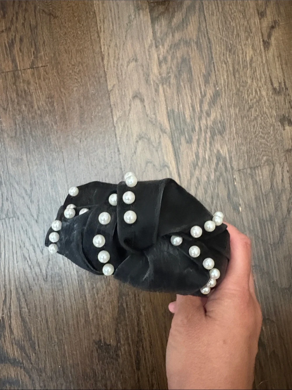 N/A elegant black